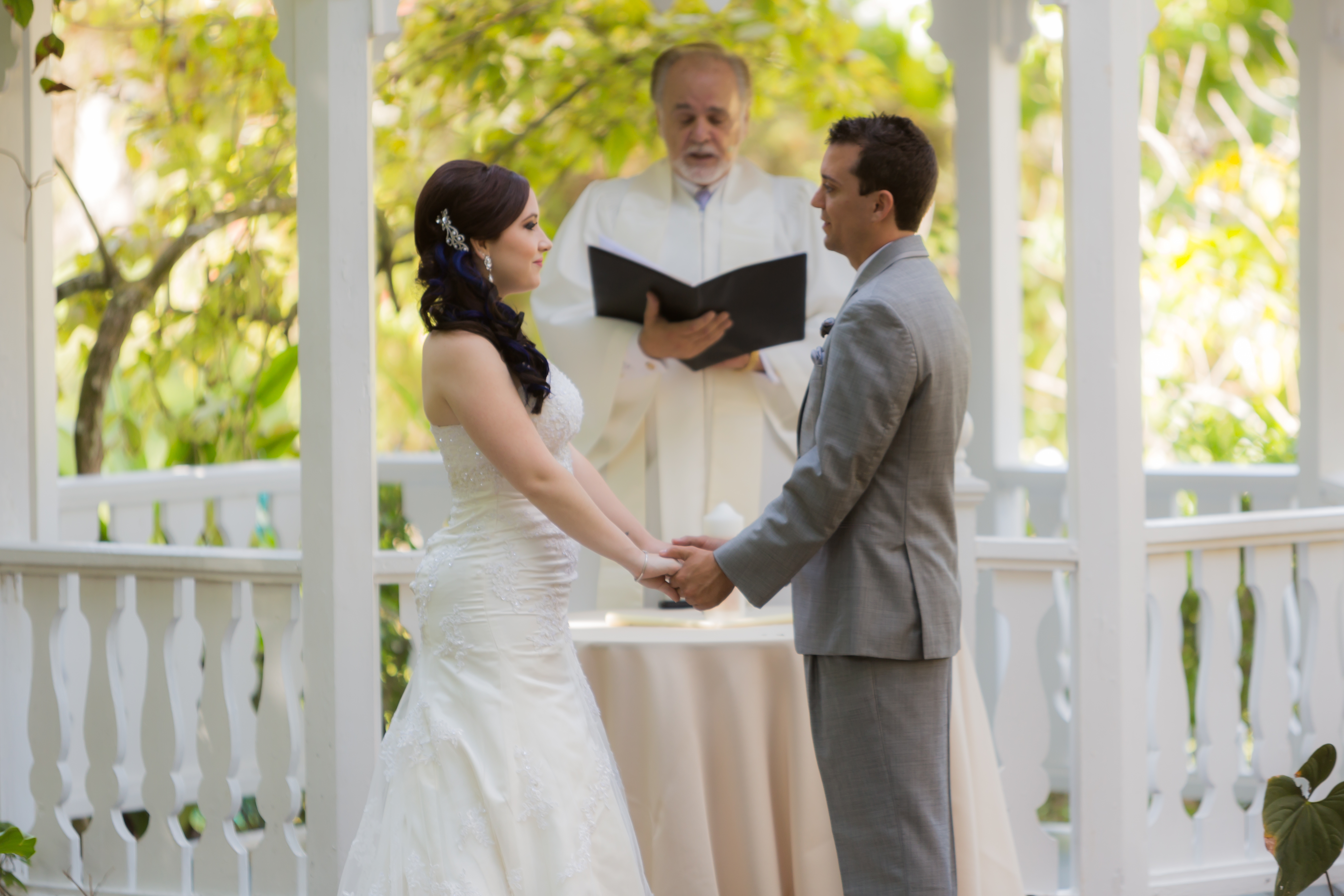 Flamingo Gardens wedding day in Davie Florida wedding ceremony by Couture Bridal Photography the best fort lauderdale wedding photographer