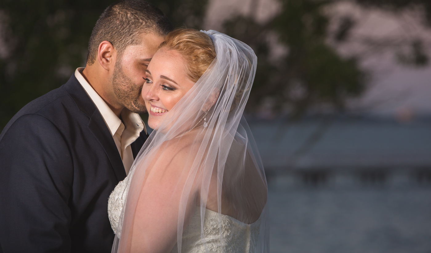Getting the best Wedding Photographer to photograph your wedding take patience and research. Alfredo Valentine is among the worlds best Wedding Photographers based in Fort Lauderdale Florida.