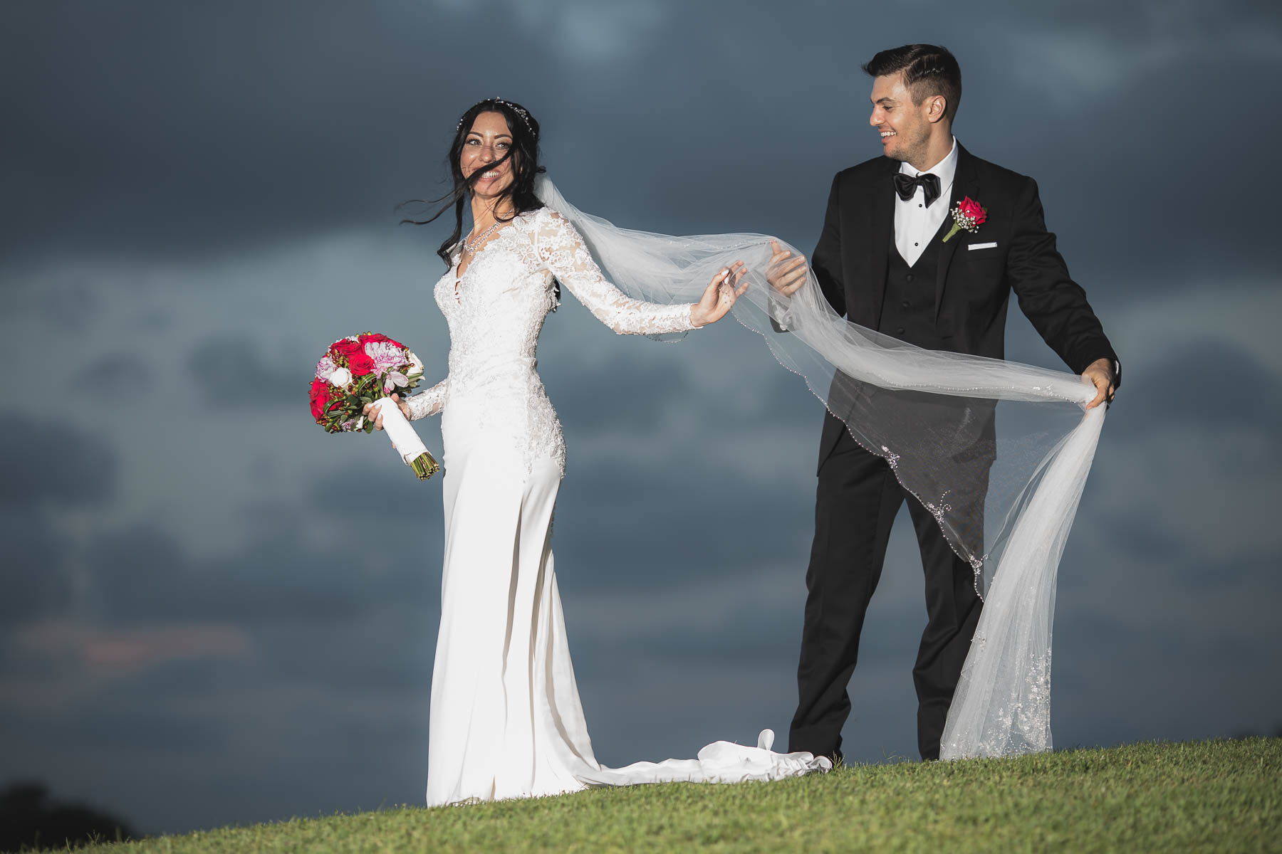 Couture Bridal Photography offers the best information and tips on things to know when considering a wedding photographer